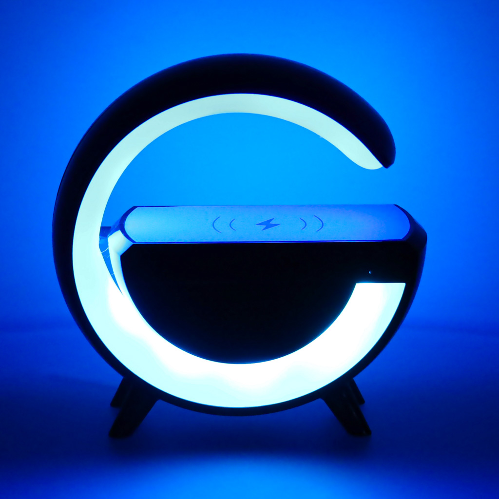 Lampka-LED-RGB-ladowarka-indukcyjna-radio-162662